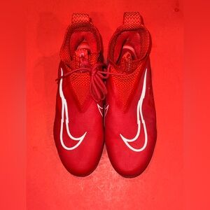 Nike Alpha Menace Elite 3 Football Cleats Red Men Size 9 CT6648-616 NEW w/Flaws